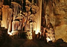 Caves in Mallorca.  Dragon Caves.  Dragon Caves on the map