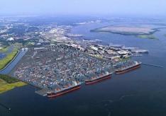 Largest seaports World's largest port