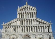 What is worth seeing in Pisa?