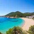 Pilih Mallorca atau Ibiza?